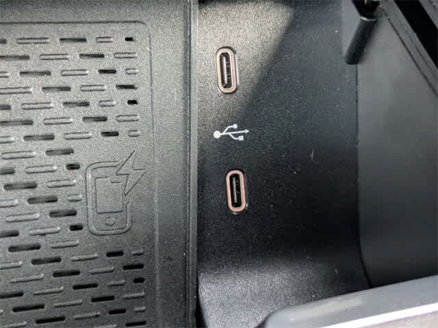 Thumbnail: 2025 Mercedes-Benz GLE - 31