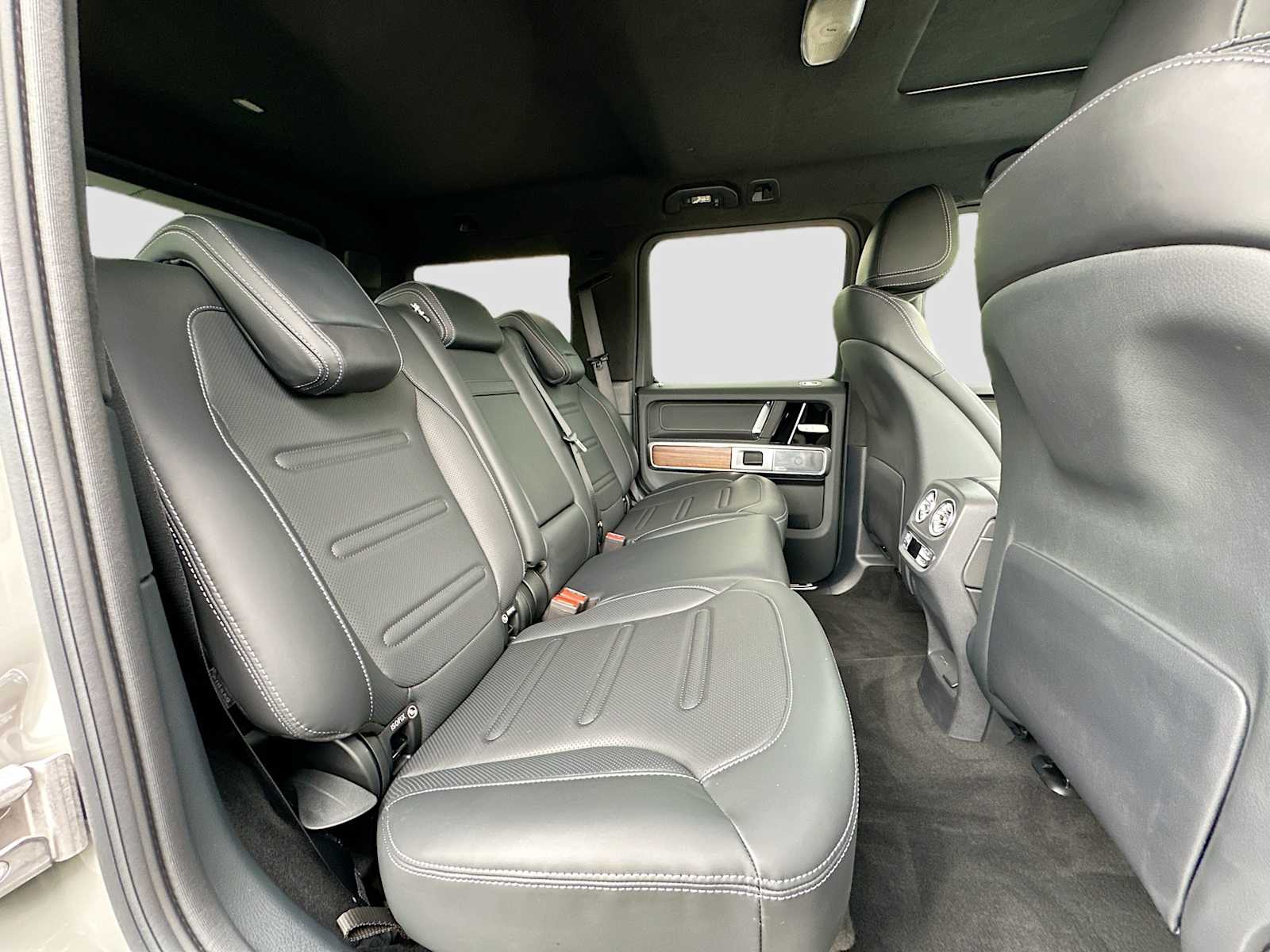 Thumbnail: 2026 Mercedes-Benz G-Class - 29