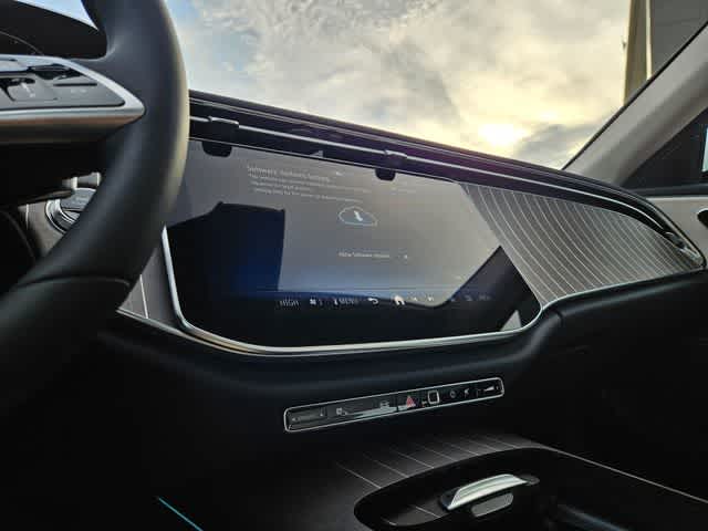 Thumbnail: 2026 Mercedes-Benz E-Class - 28