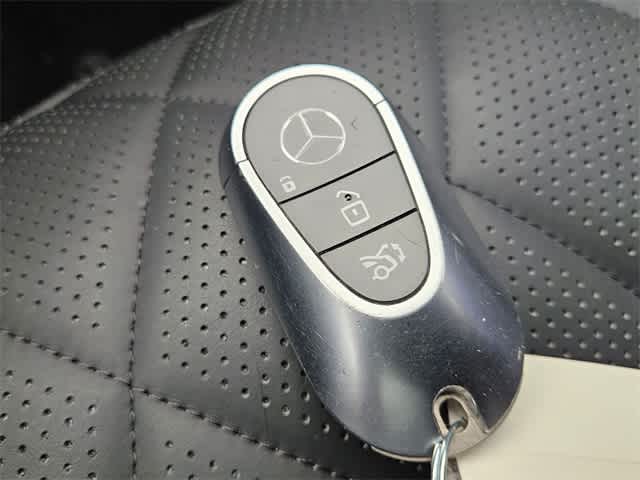 Thumbnail: 2022 Mercedes-Benz S-Class - 32