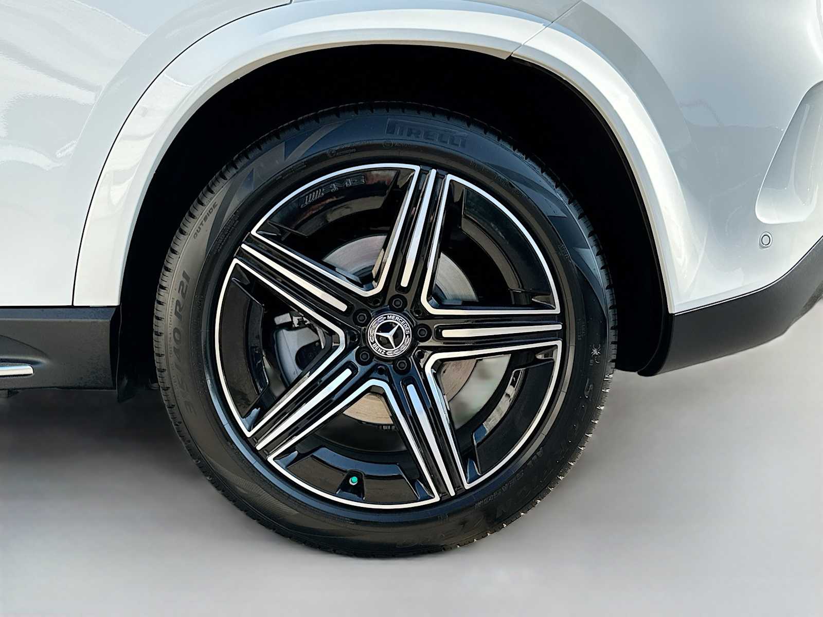 Thumbnail: 2026 Mercedes-Benz GLE - 32