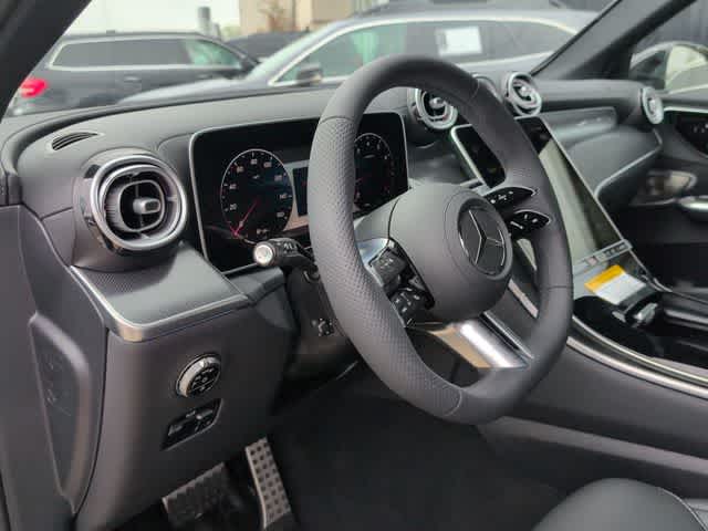 W1NKM4GB6TU128308