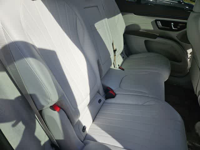 Thumbnail: 2023 Mercedes-Benz EQS - 20