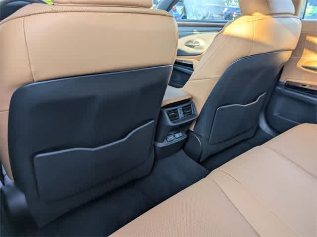 Thumbnail: 2025 Lexus ES - 17