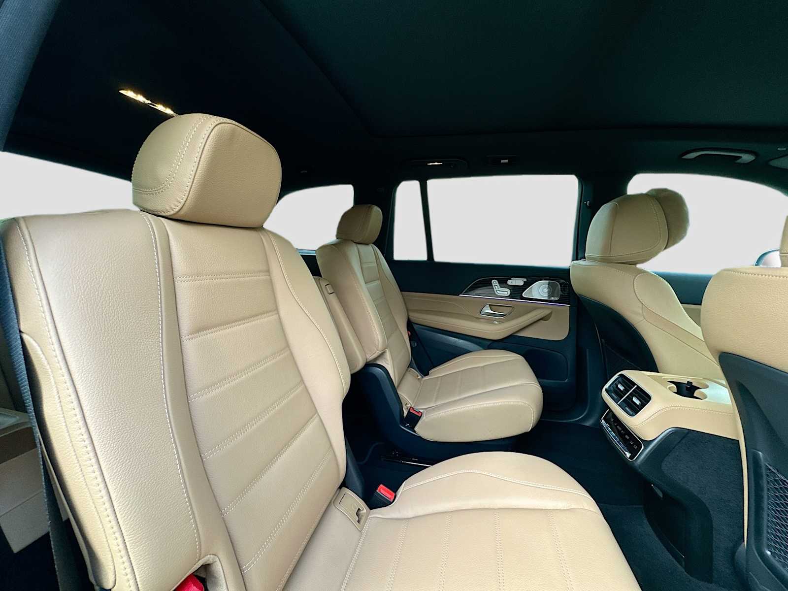 Thumbnail: 2026 Mercedes-Benz GLS - 30
