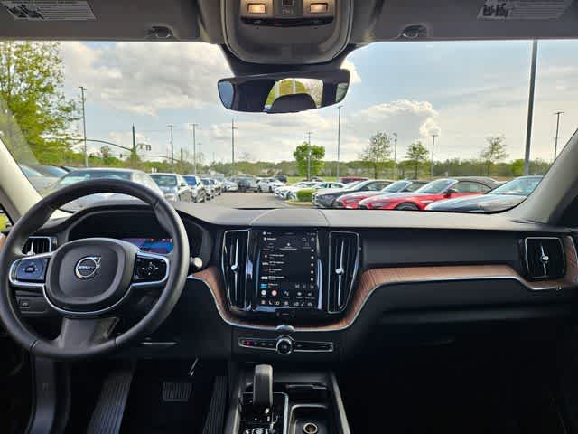 Thumbnail: 2024 Volvo XC60 - 18