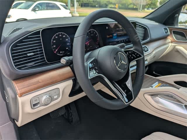 Thumbnail: 2026 Mercedes-Benz GLE - 10