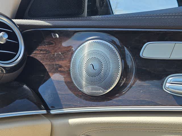 Thumbnail: 2017 Mercedes-Benz E-Class - 30