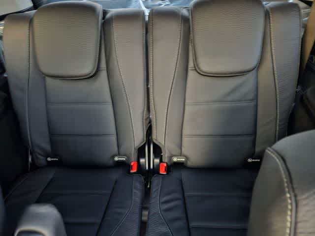 Thumbnail: 2026 Mercedes-Benz GLS - 23