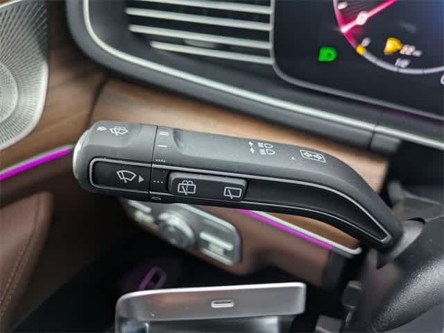 Thumbnail: 2025 Mercedes-Benz GLE - 27