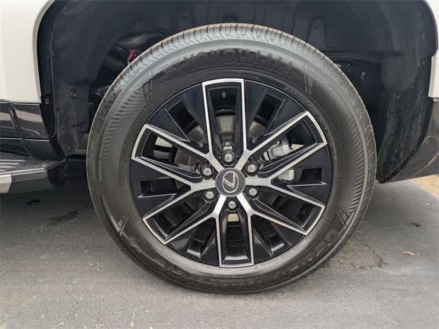 Thumbnail: 2025 Lexus GX - 13