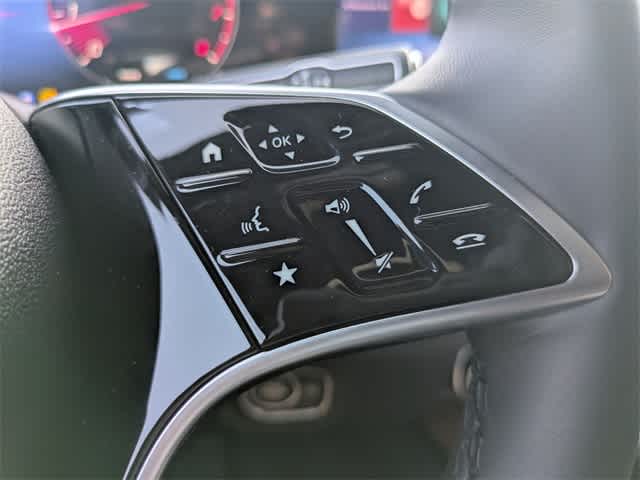 Thumbnail: 2025 Mercedes-Benz GLE - 25