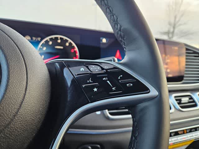 Thumbnail: 2026 Mercedes-Benz GLE - 25