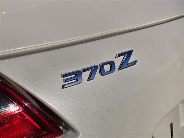 Thumbnail: 2015 Nissan Z - 12