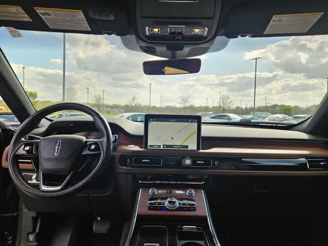 Thumbnail: 2022 Lincoln Aviator - 18