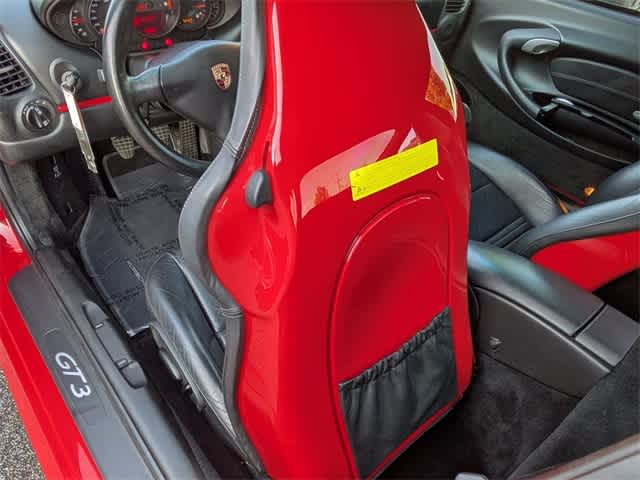 Thumbnail: 2004 Porsche 911 - 18