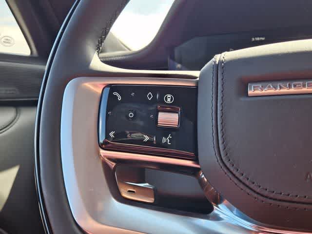 Thumbnail: 2025 Land Rover Range Rover - 24