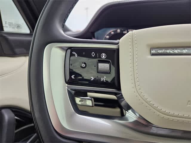 Thumbnail: 2025 Land Rover Range Rover - 26