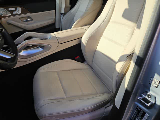 Thumbnail: 2024 Mercedes-Benz GLS - 13