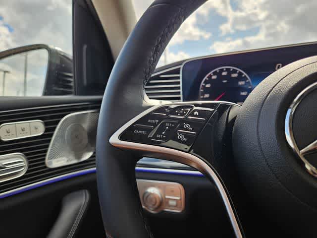 Thumbnail: 2026 Mercedes-Benz GLE - 25