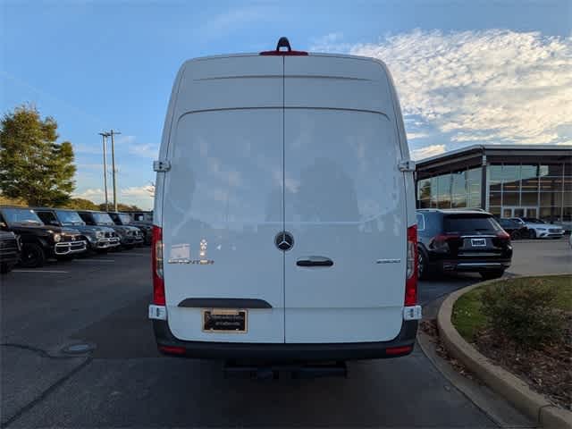 Thumbnail: 2025 Mercedes-Benz Sprinter - 7