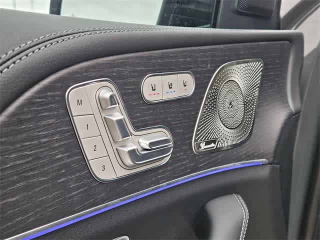 Thumbnail: 2026 Mercedes-Benz GLE - 16