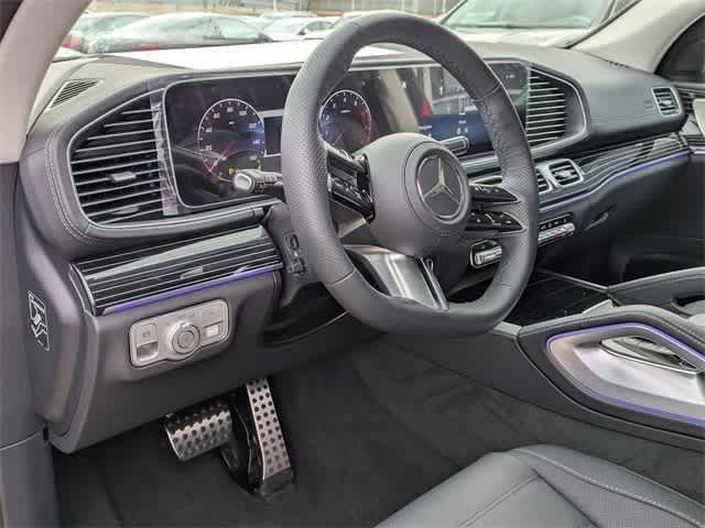 Thumbnail: 2025 Mercedes-Benz GLS - 2