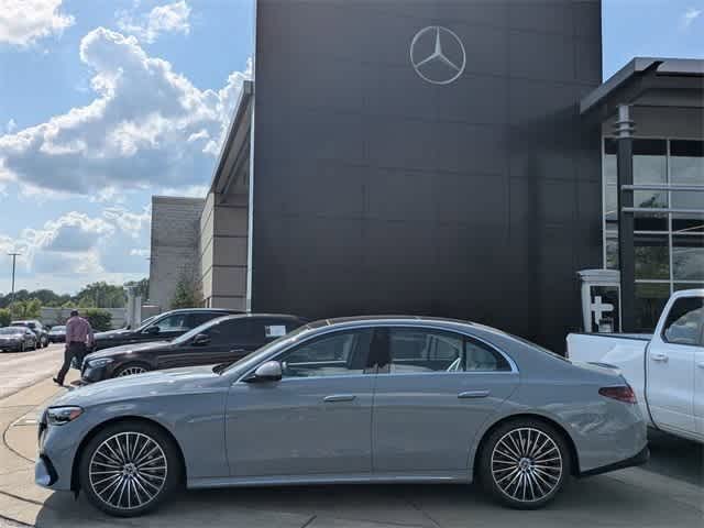 Thumbnail: 2025 Mercedes-Benz E-Class - 6