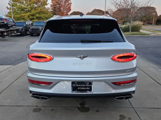 Thumbnail: 2023 Bentley Bentayga - 6