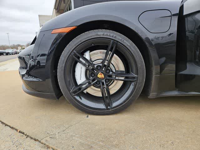 Thumbnail: 2023 Porsche Taycan - 12