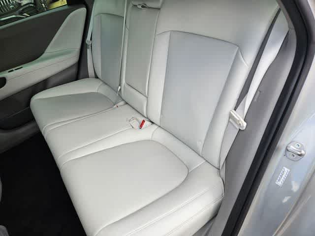 Thumbnail: 2023 Hyundai Ioniq 6 - 18