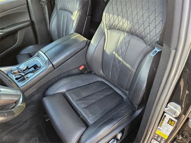 Thumbnail: 2023 BMW X6 - 16