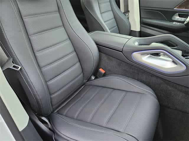 Thumbnail: 2026 Mercedes-Benz GLE - 24