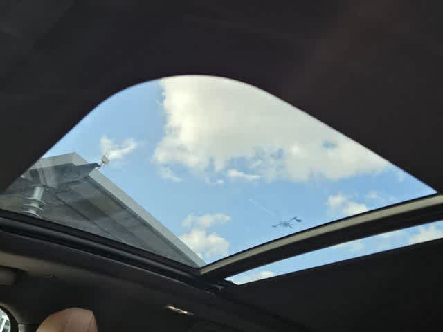 Thumbnail: 2022 Lincoln Aviator - 16