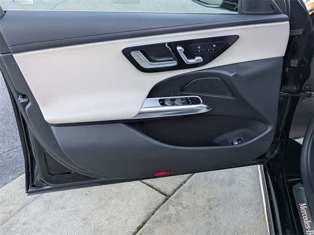 Thumbnail: 2025 Mercedes-Benz E-Class - 15