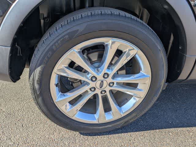 Thumbnail: 2019 Ford Explorer - 12