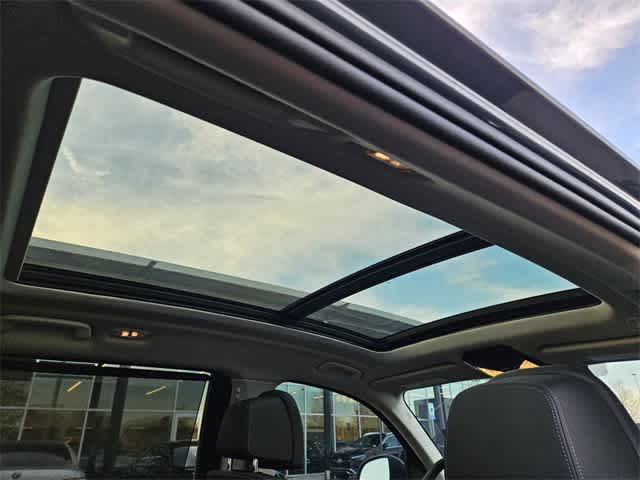 Thumbnail: 2024 BMW X7 - 22