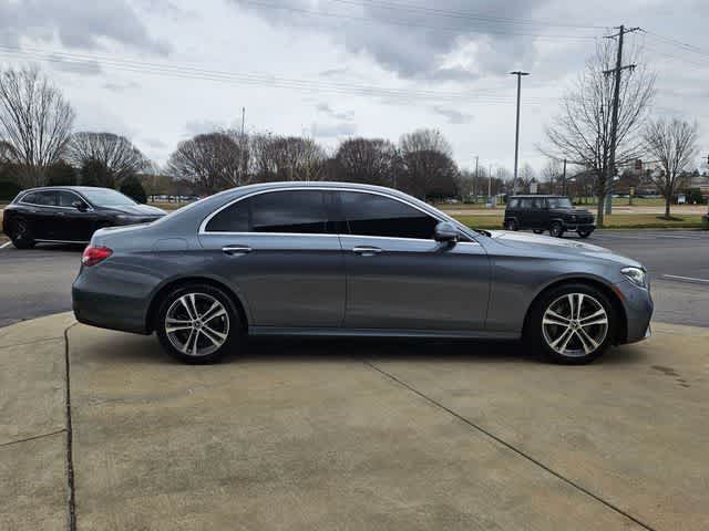 Thumbnail: 2022 Mercedes-Benz E-Class - 10