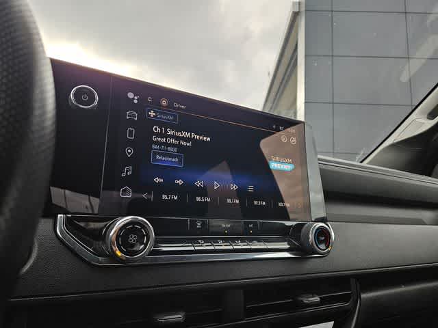 Thumbnail: 2023 Chevrolet Colorado - 28