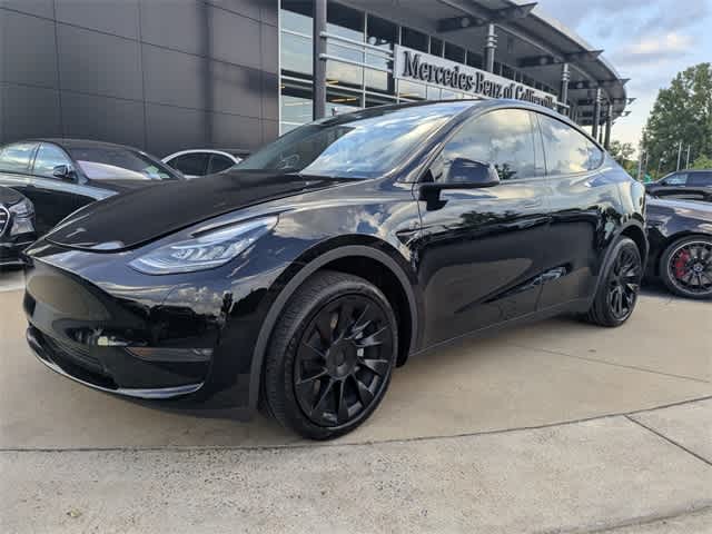 Thumbnail: 2023 Tesla Model Y - 4
