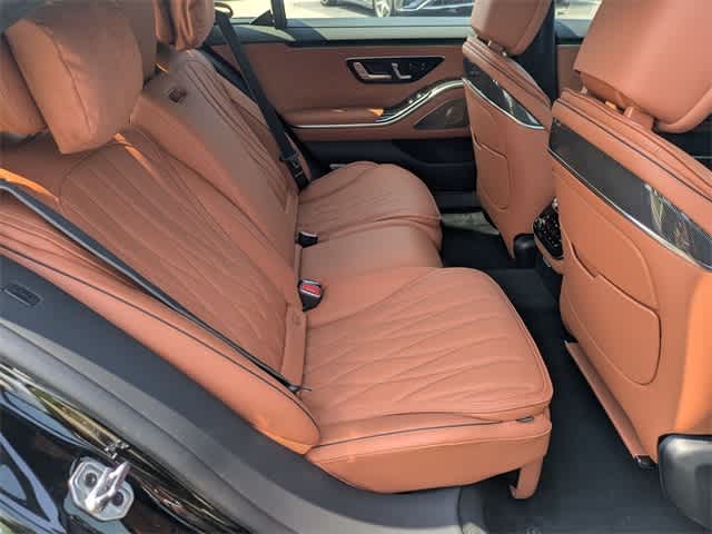 Thumbnail: 2026 Mercedes-Benz S-Class - 22