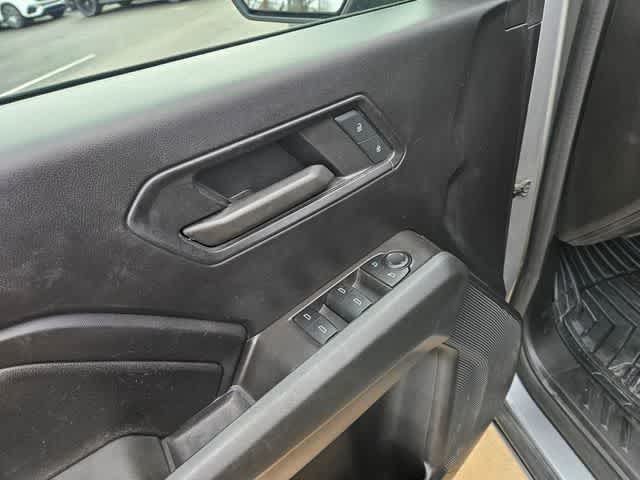 Thumbnail: 2023 Chevrolet Colorado - 16