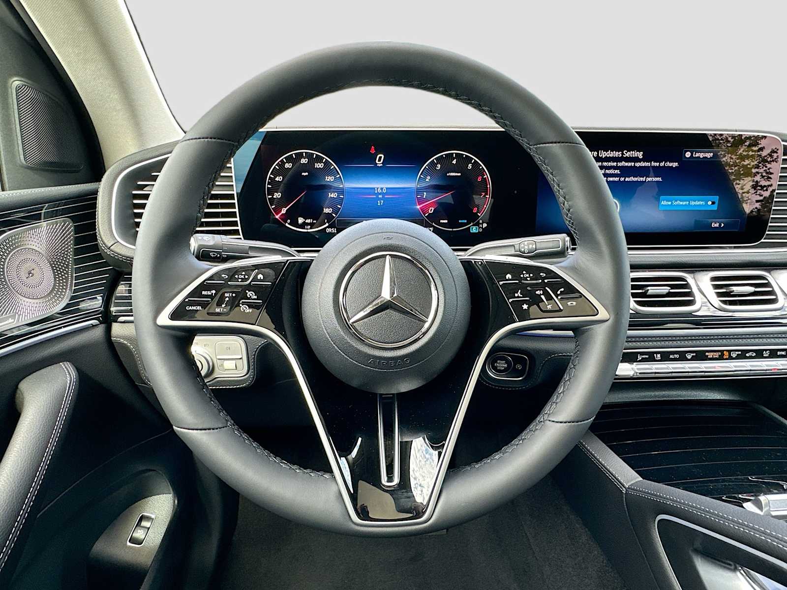 Thumbnail: 2026 Mercedes-Benz GLE - 11