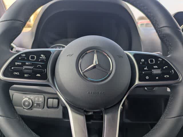 Thumbnail: 2024 Mercedes-Benz Sprinter - 21
