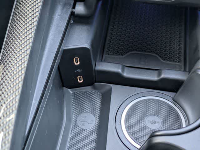 Thumbnail: 2026 Mercedes-Benz E-Class - 32