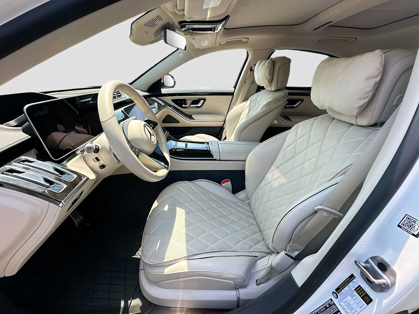 Thumbnail: 2023 Mercedes-Benz S-Class - 22