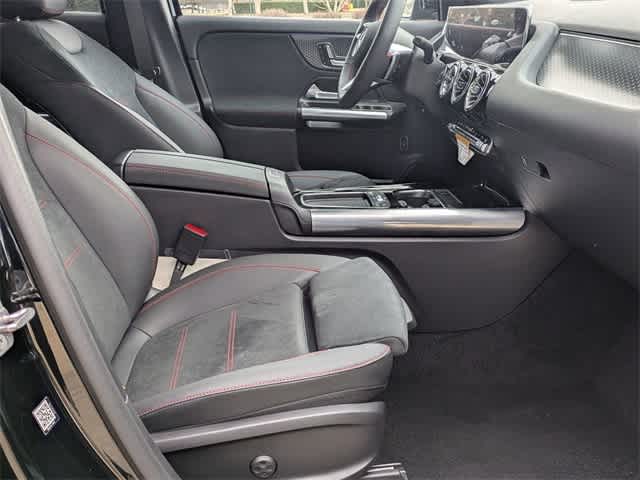 2025 Mercedes-Benz GLA 250 10