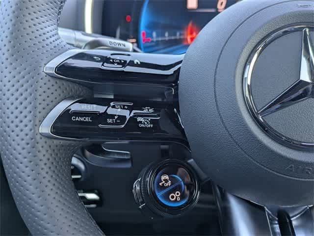 Thumbnail: 2025 Mercedes-Benz SL-Class - 19