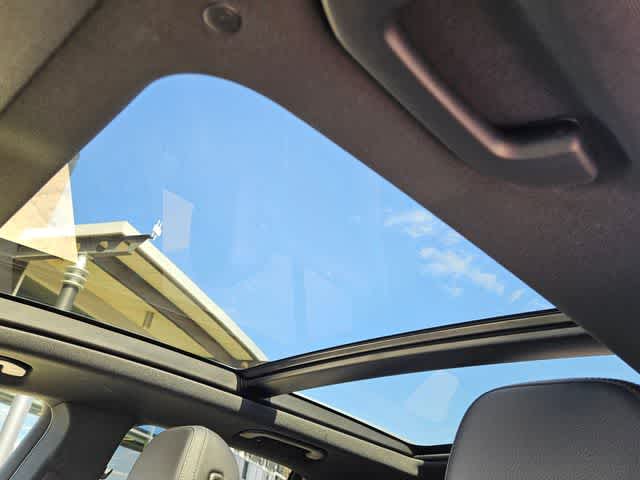 Thumbnail: 2022 Mercedes-Benz GLE - 16