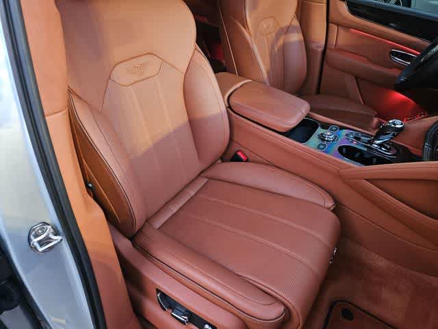 Thumbnail: 2023 Bentley Bentayga - 22